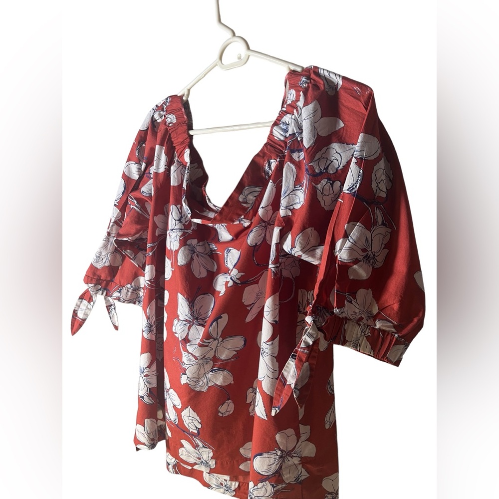 Loft Off the Shoulder Cotton Top Rust With White Flowers Cool And Pretty